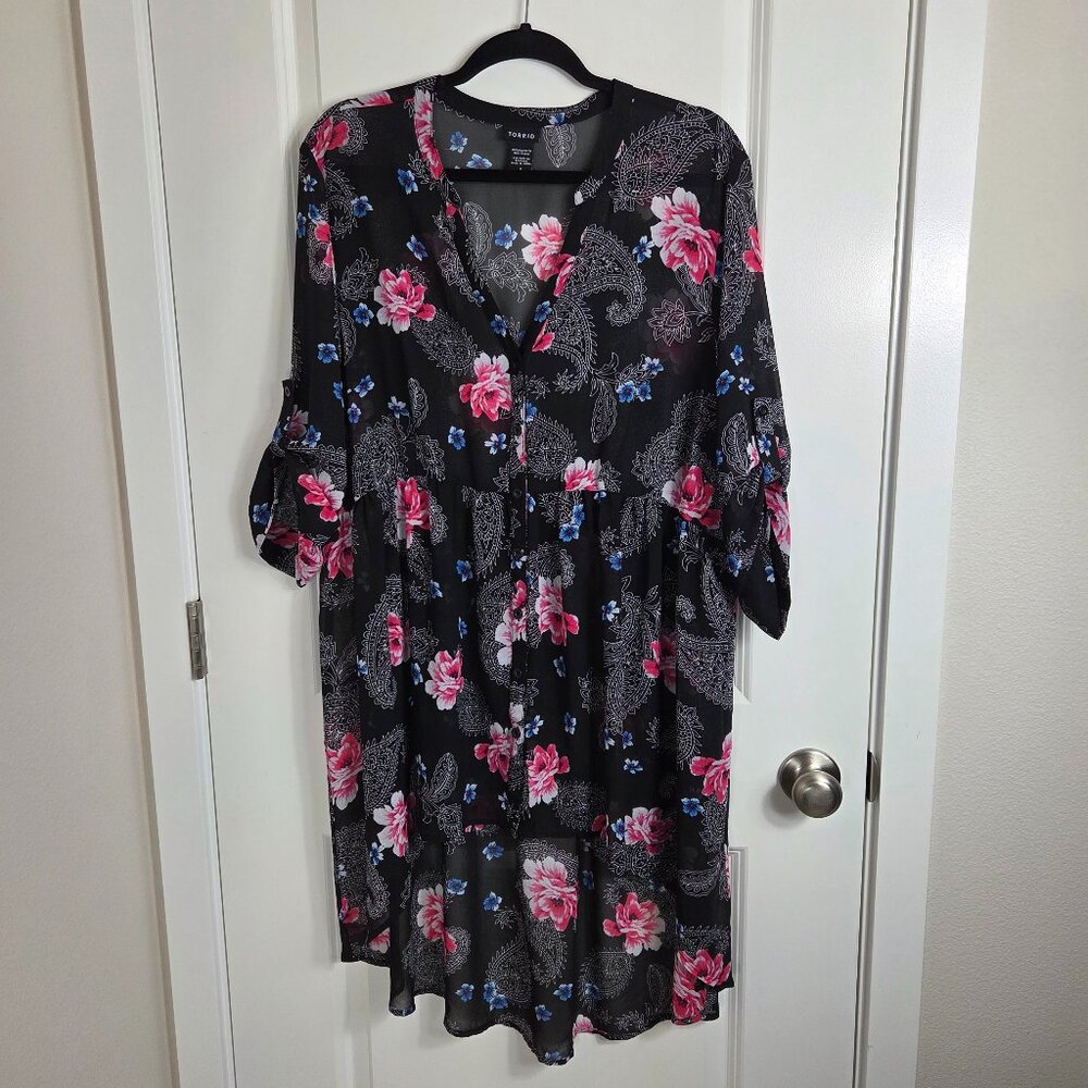 Torrid Black Floral & Paisley Lexie Top